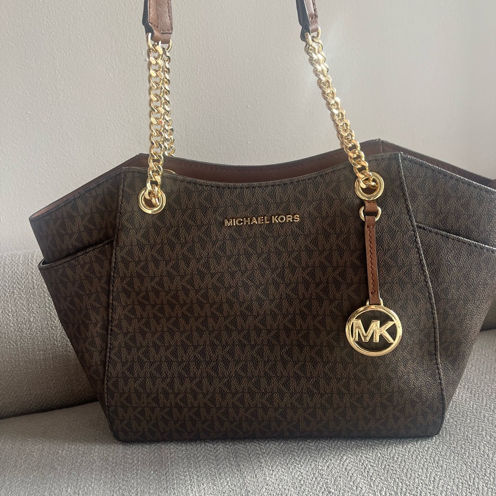 Michael Kors signature MK Jet Set large handbag tote bag shoulder bag zip top